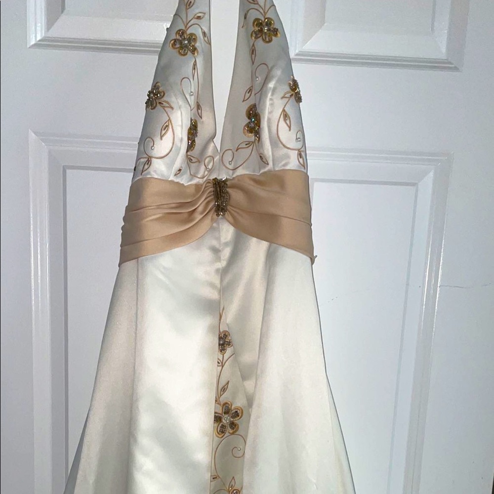 Ivory gold prom dress size 10